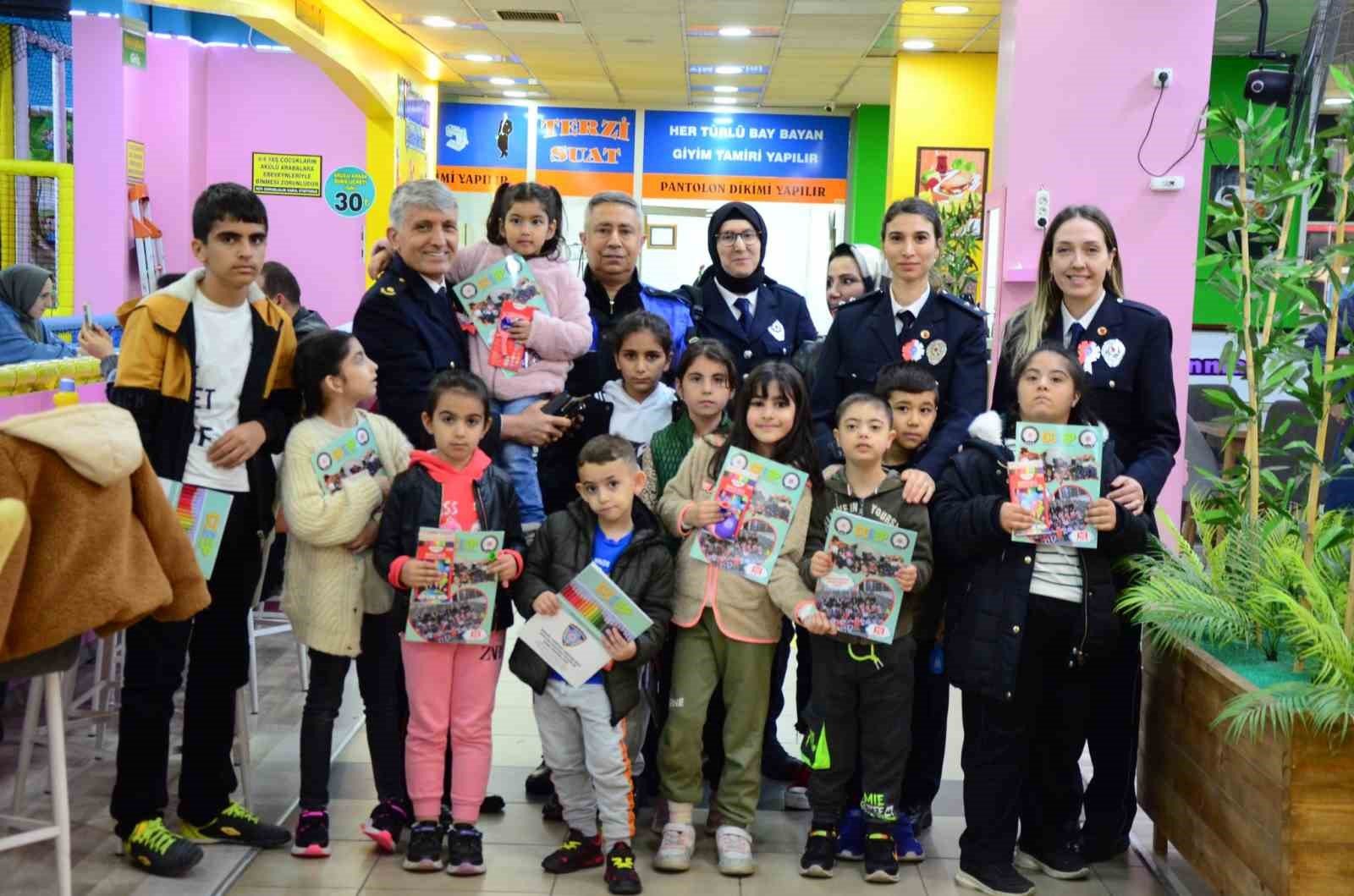BİNGÖL POLİSİNDEN ÖZEL ÇOCUKLARLA ÖZEL GÜN