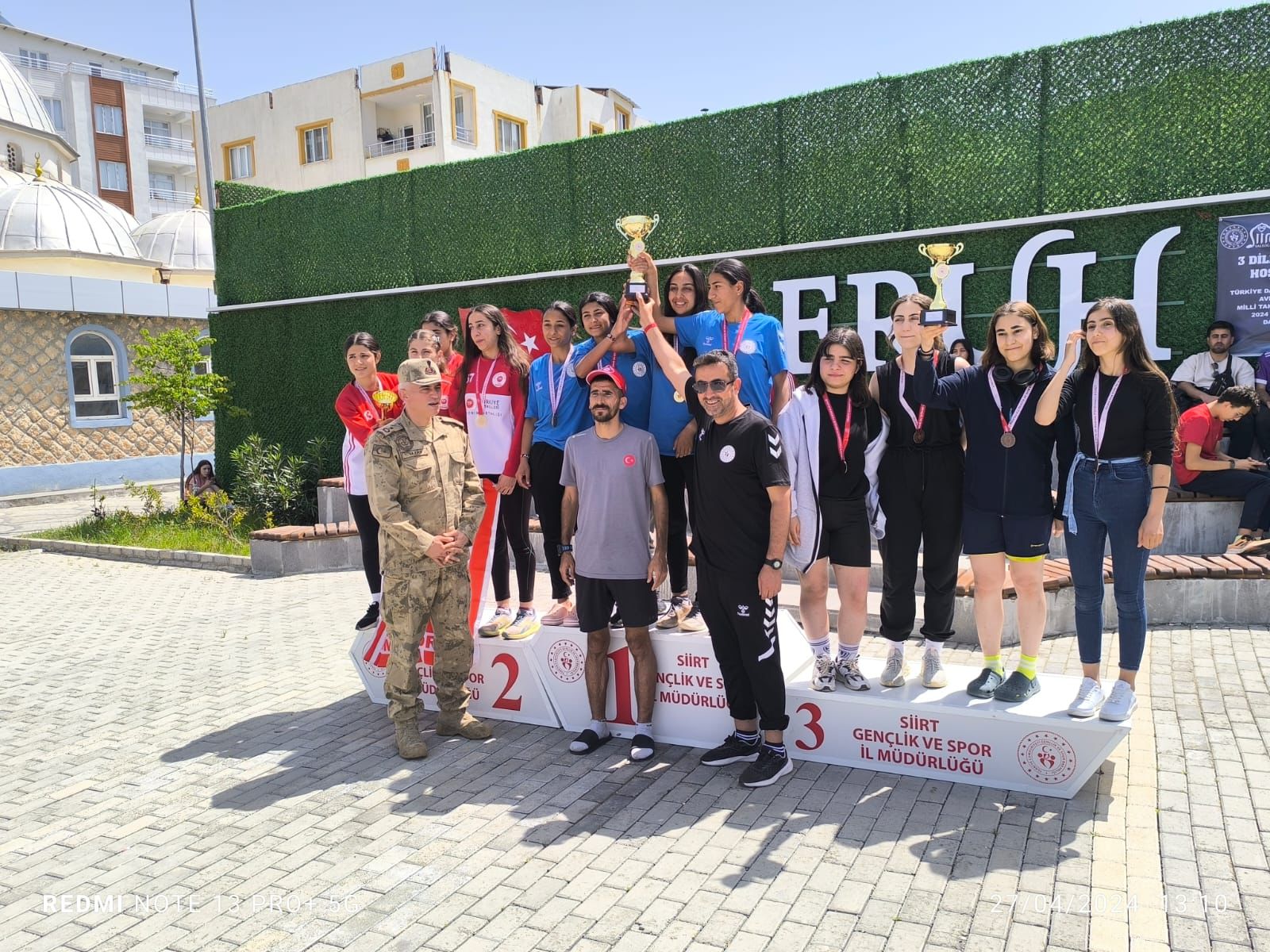 Bingöl Atletizm İl Karması Siirt’te U20 Kızlar Kategorisinde Birinci Oldu!