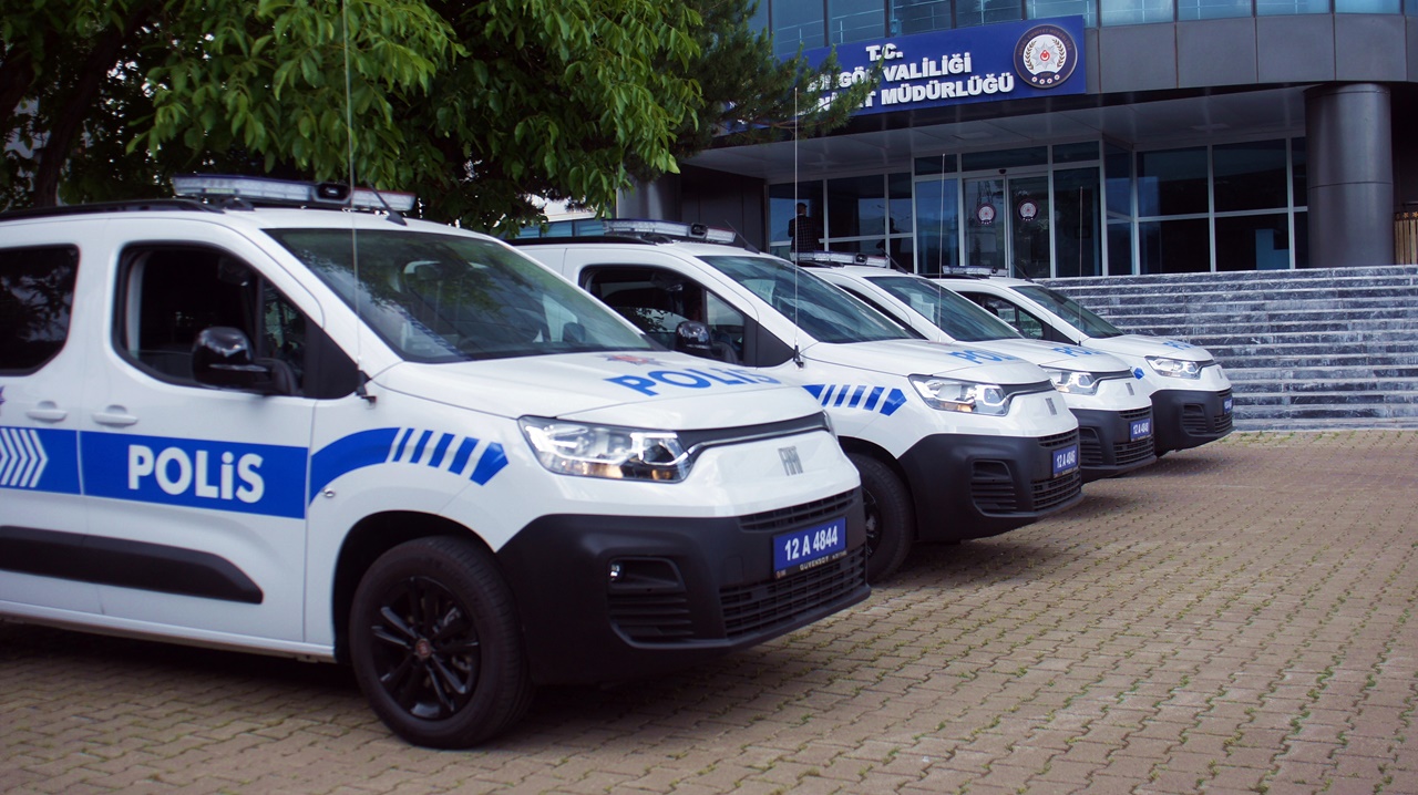 Bingöl İl Emniyet Müdürlüğü’ne Yeni Araçlar Tahsis Edildi