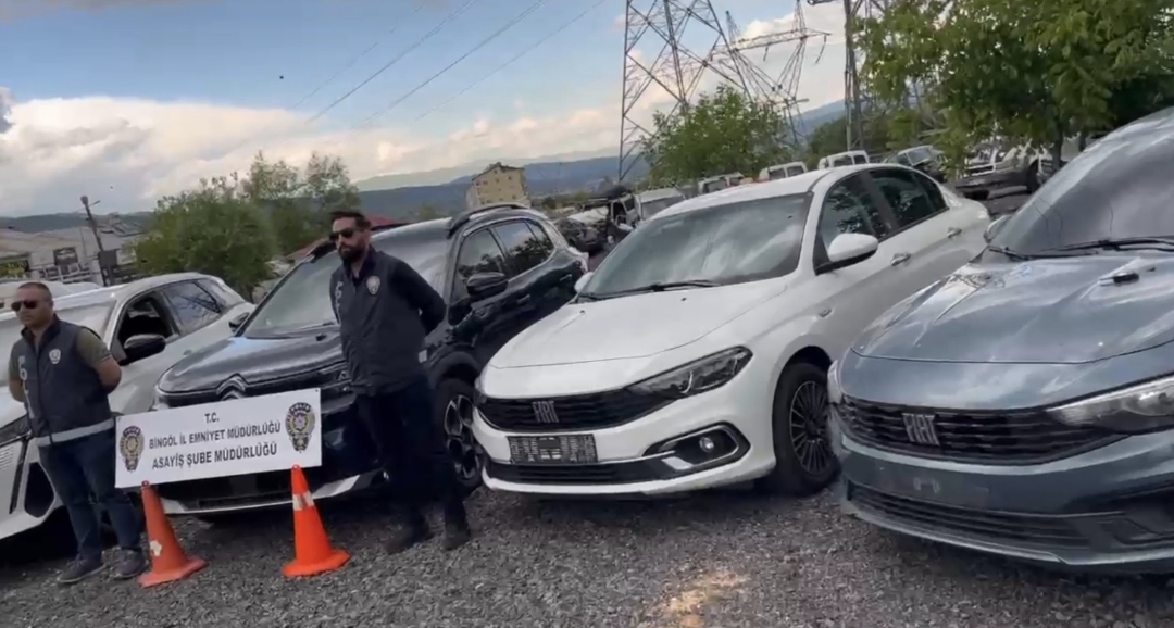 Bingöl Polisi’nden Hırsızlık Şebekesine Darbe: 7 Çalıntı Araç Kurtarıldı