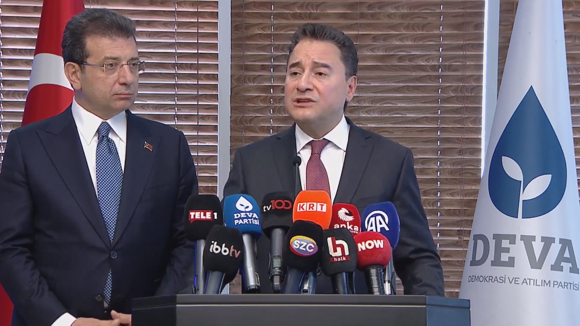 Ali Babacan: Kayyum Atamaları Demokrasiye Hançer Saplamaktır
