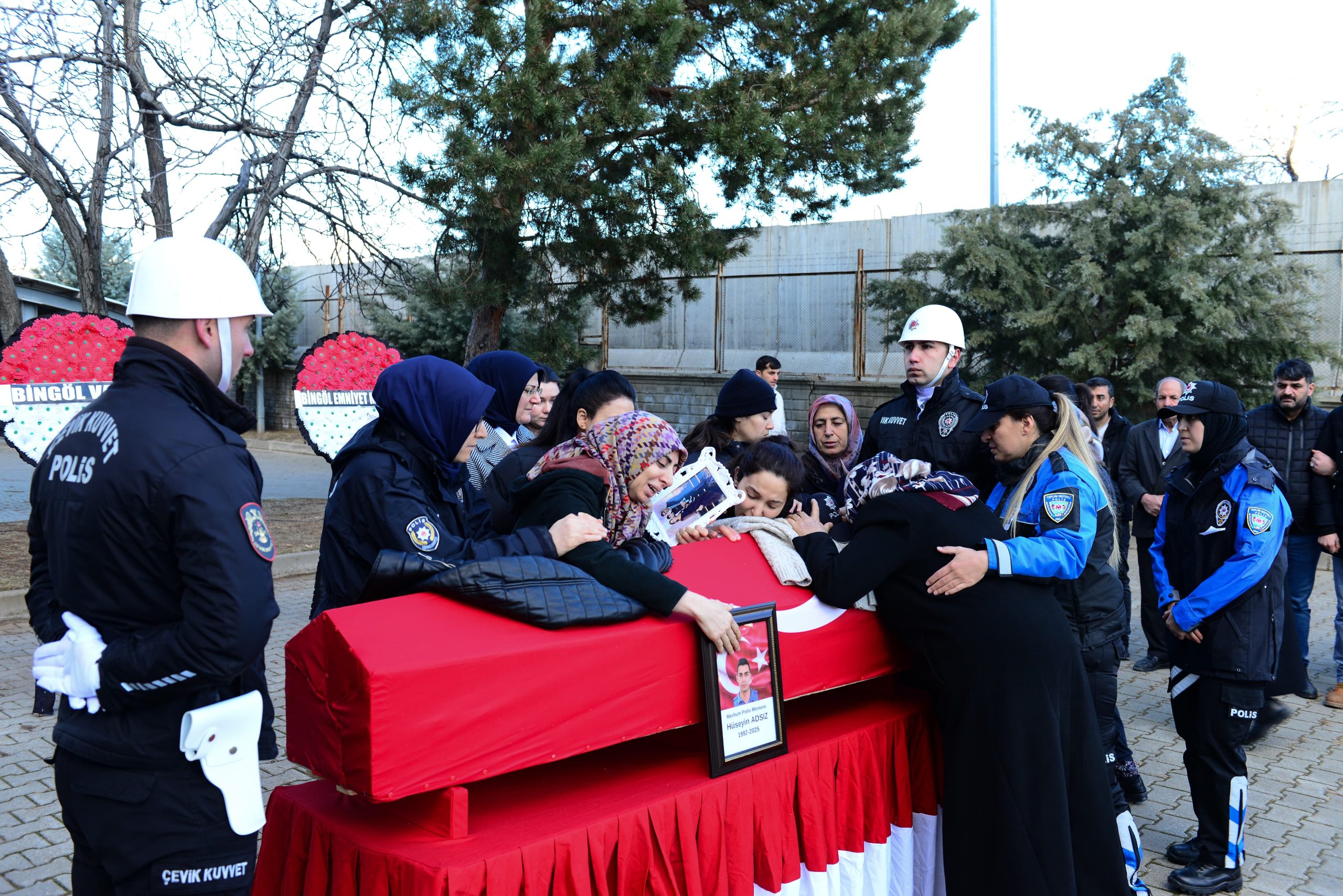 Bingöl’de Kalp Krizi Geçiren Polis Memuru Hayatını Kaybetti 