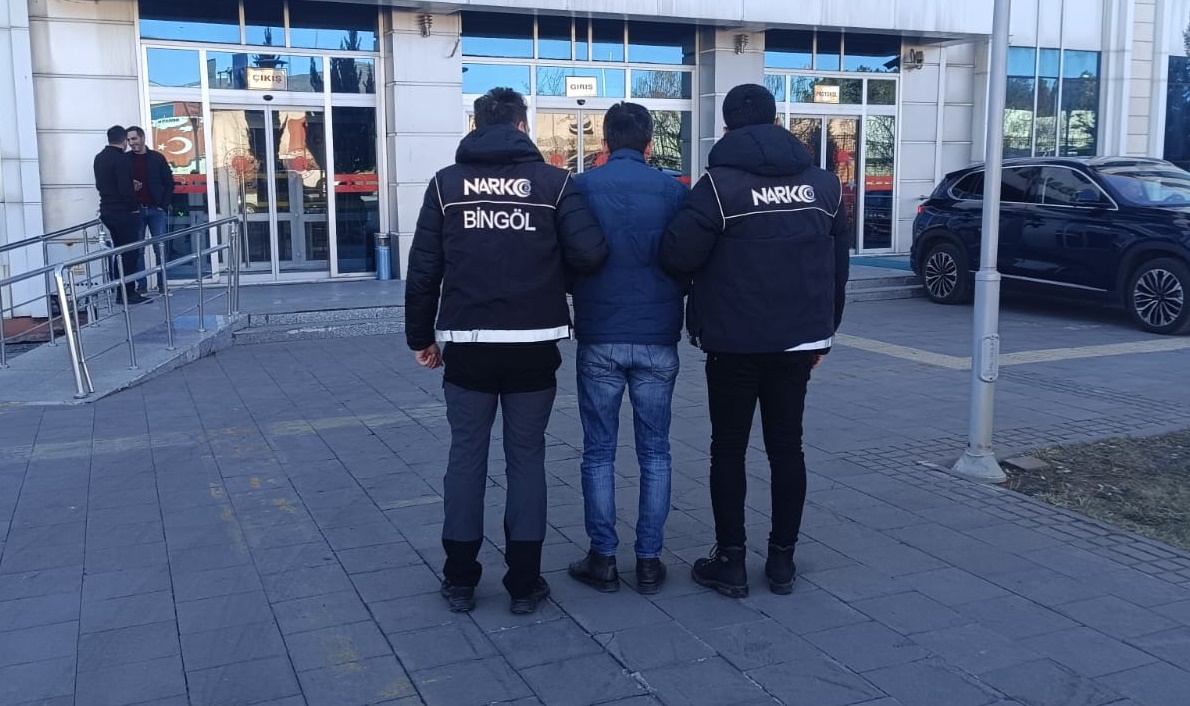 Bingöl’de evden ve iş yerinden hırsızlık yapan 4 şüpheli yakalandı