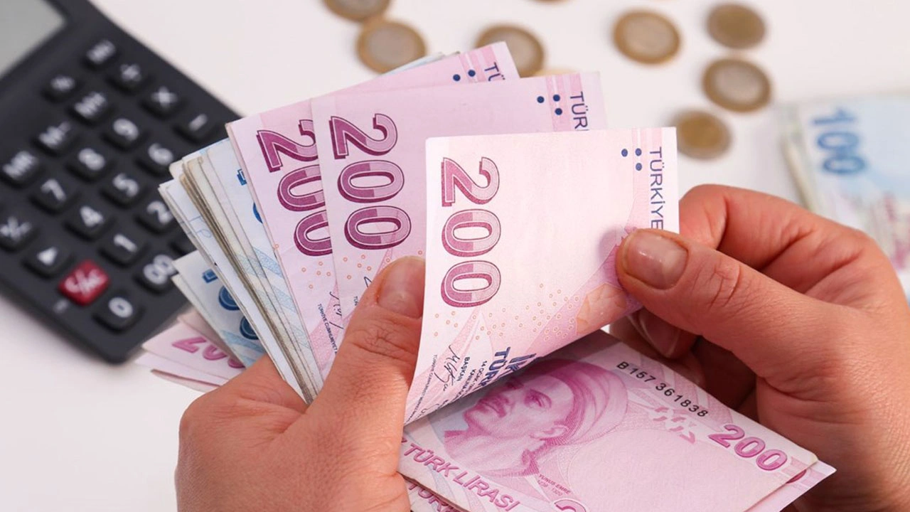 SGK Emekli Maaş Farkları Ödeme Tarihi Belli Oldu
