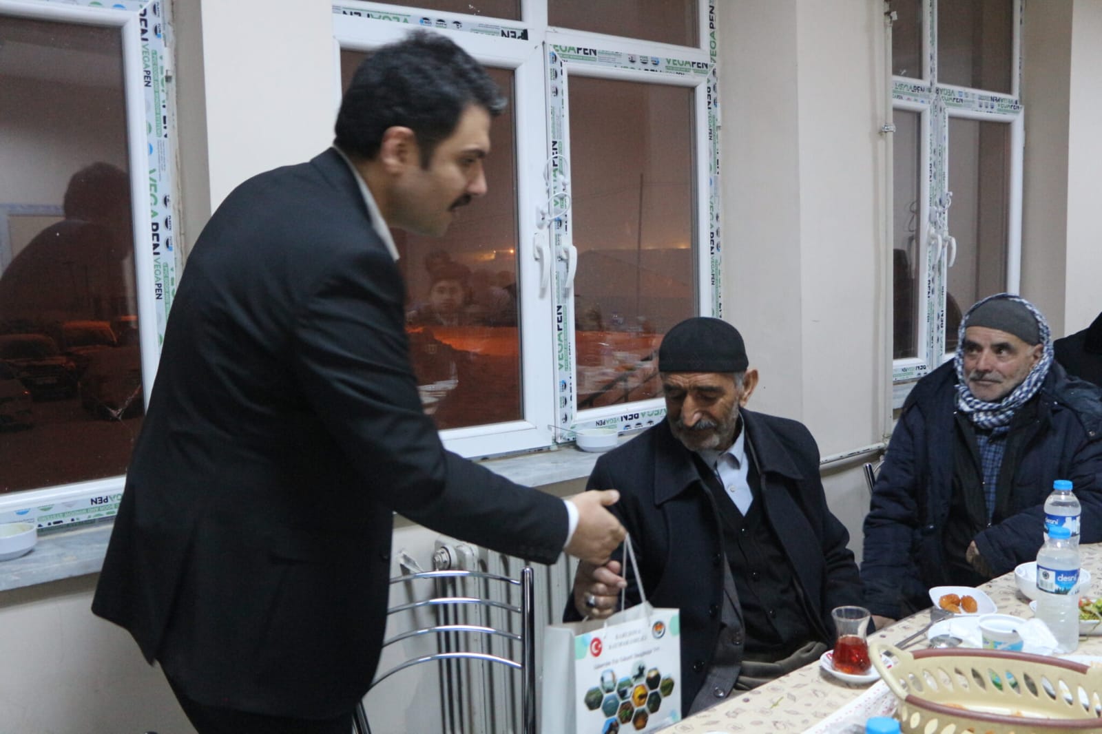 Karlıova’da Kaymakam Gilan’dan Anlamlı İftar Programı