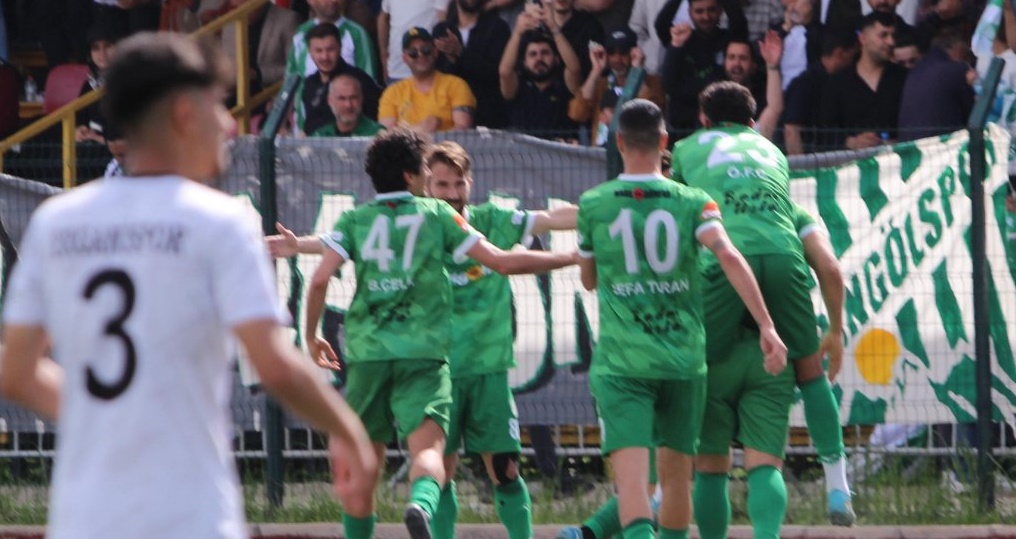 12 Bingölspor, Erganispor’u 4-1 Yenerek Şampiyonluk Hedefinde İlerliyor!