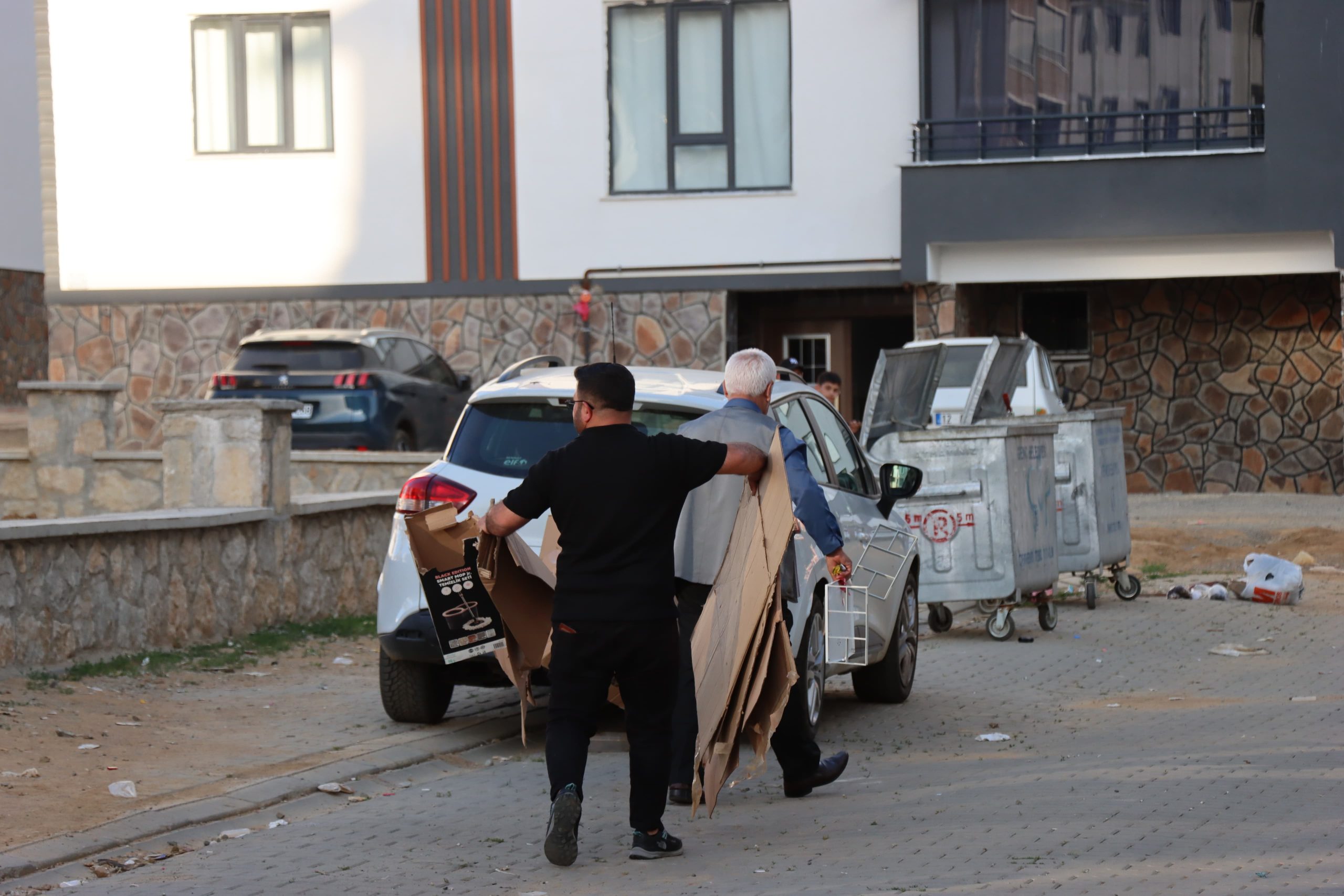 Kültür Mahallesi’nde Dayanışma Ruhu ve Temizlik Seferberliği