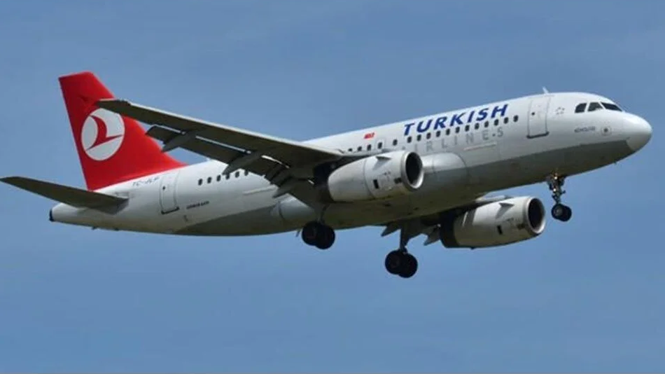 Bingöl Uçağı Hava Muhalefeti Nedeniyle Elazığ’a İndi