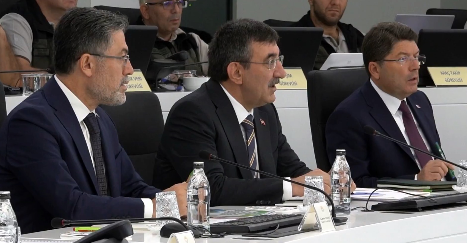 Cumhurbaşkanı Yardımcısı Yangınlarla Mücadelede Teyakkuzda