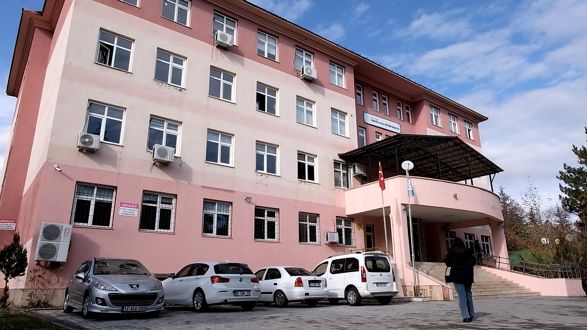 Bingöl’de Mezunlara Ücretsiz YKS Hazırlık Kursu Başlıyor