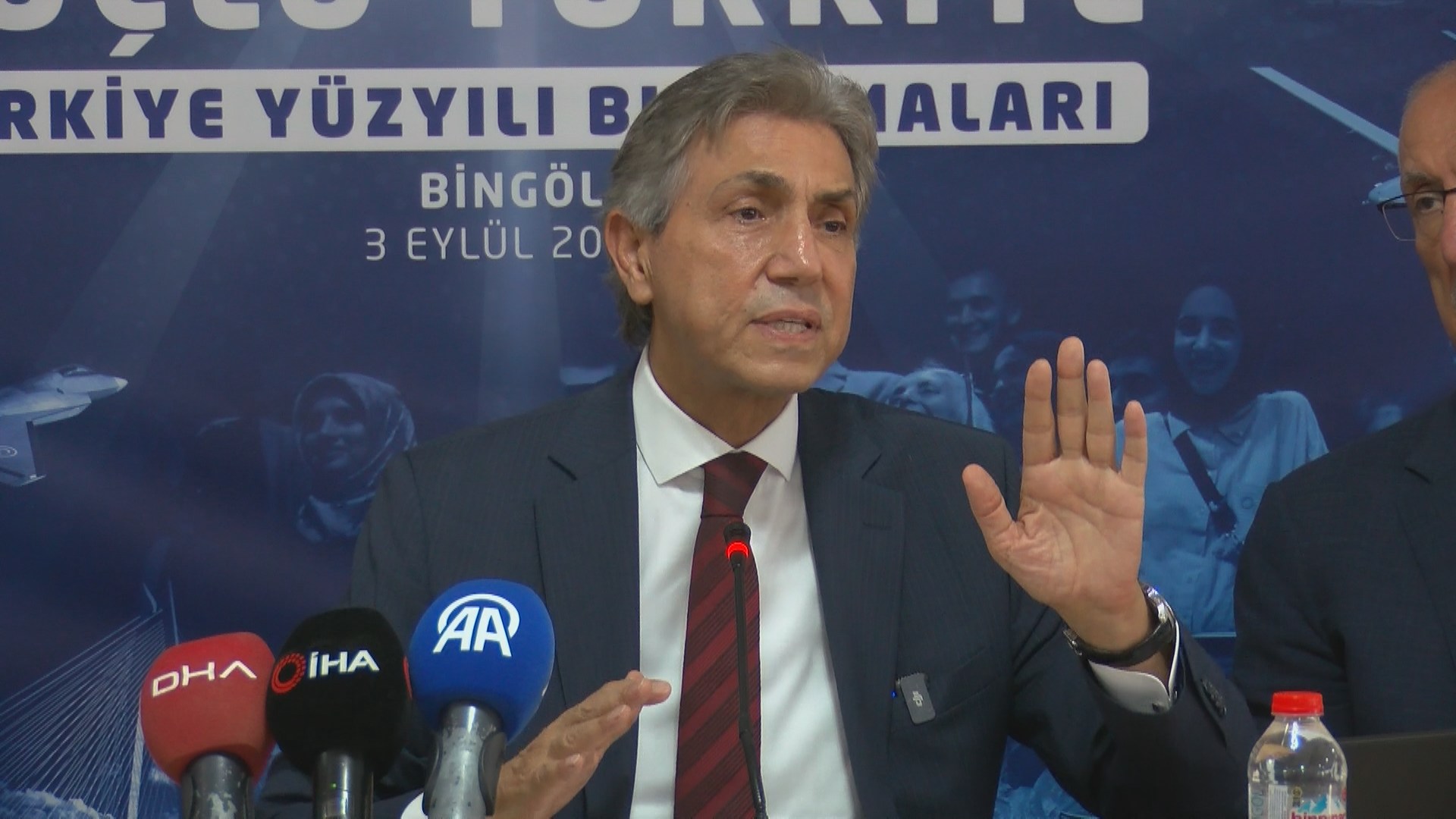 Demir: Gençler Artık Geleceğe Güvenle Bakıyor