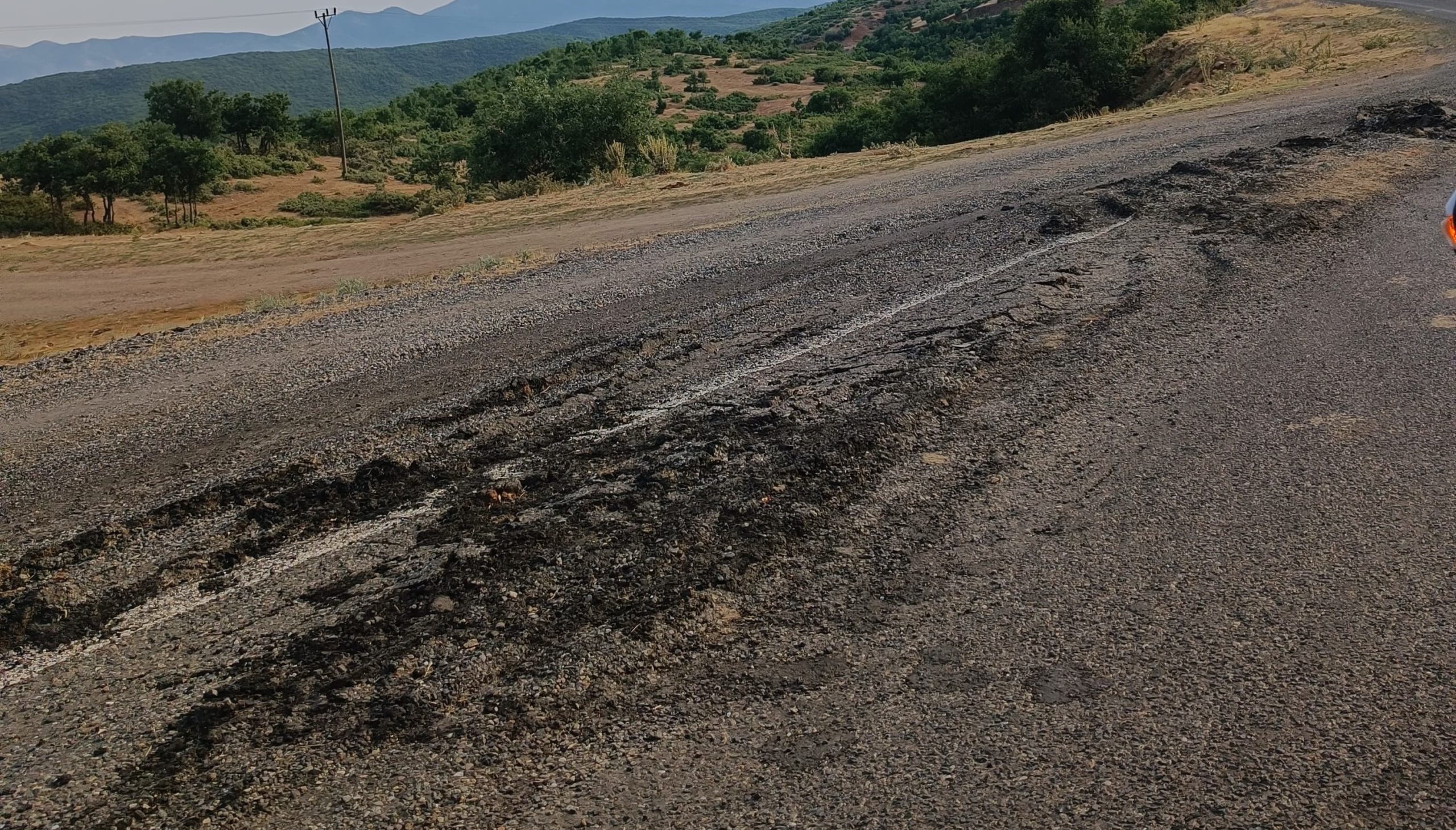 Genç’te Yeni Yol Tehlike Saçıyor!