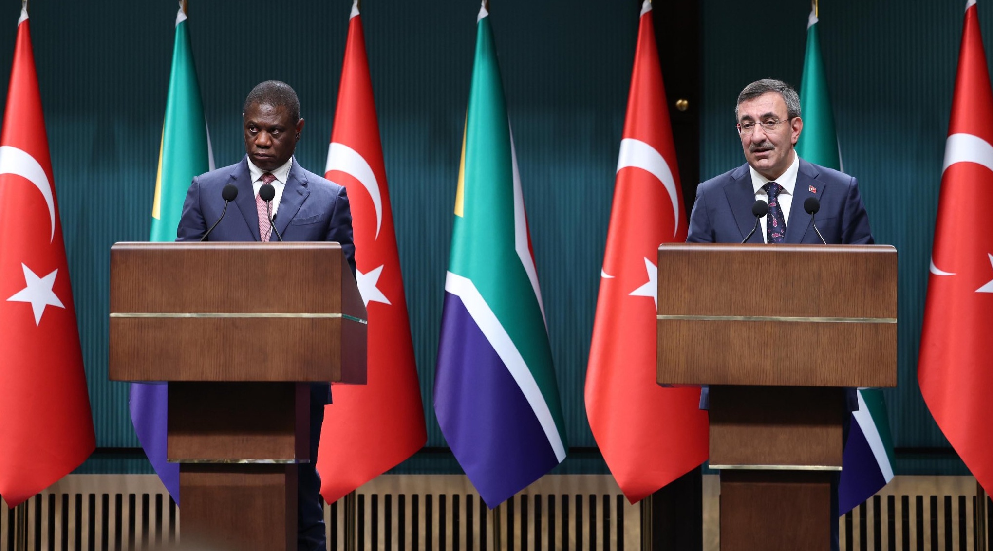 Cevdet Yılmaz ve Mashatile Külliye’de Görüştü