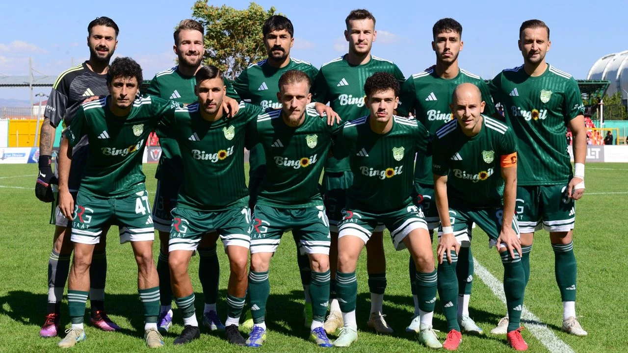 12 Bingölspor Liderliğini Sürdürdü