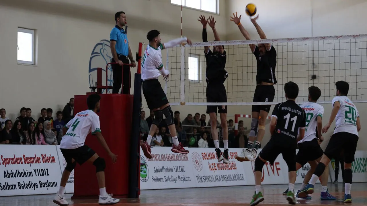 Bingöl’ün Voleybol Takımları Haftayı Puan Alamadan Kapattı