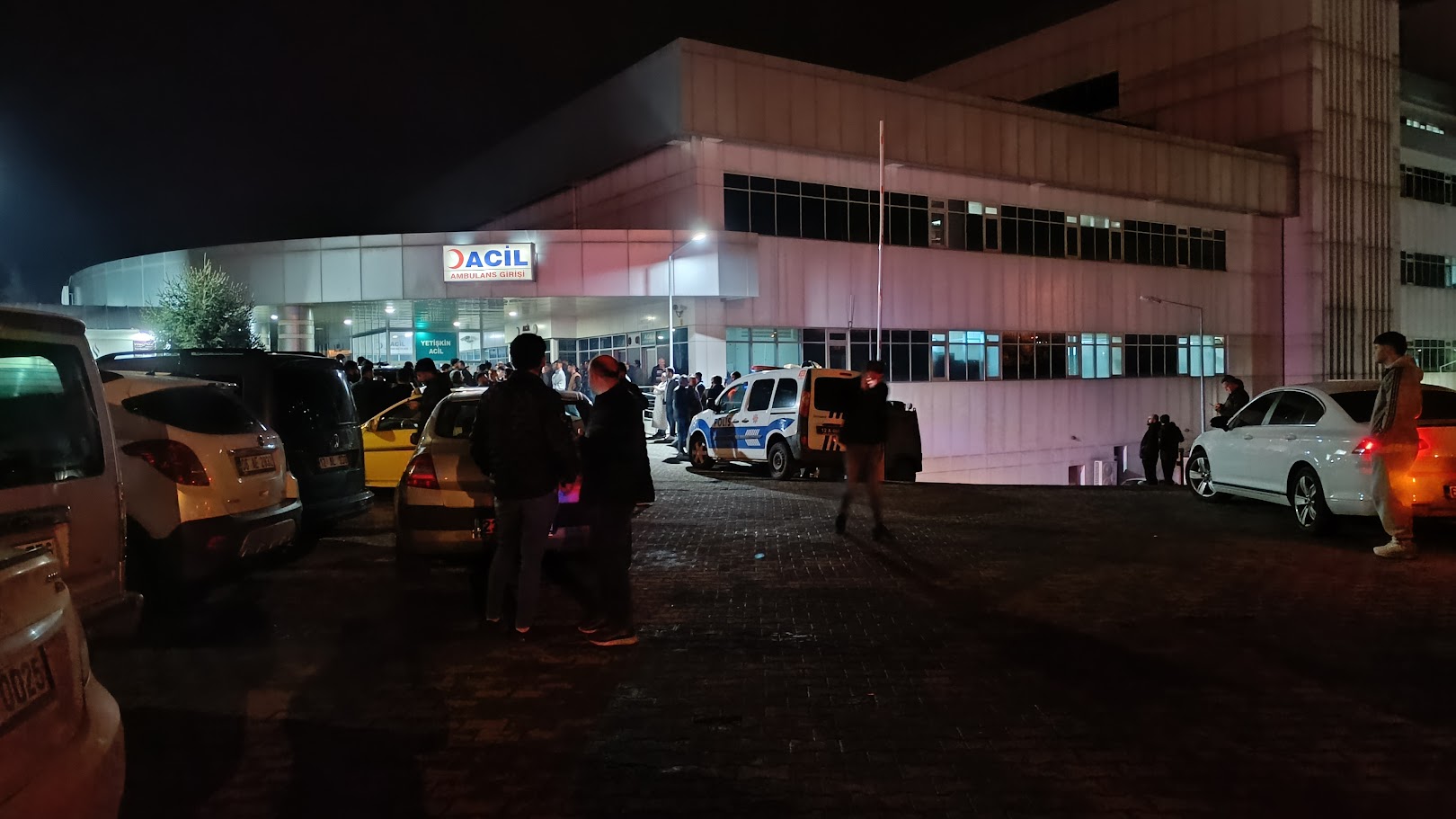Solhan’da polise silah çeken şüpheli çatışmada yakalandı: 4 yaralı