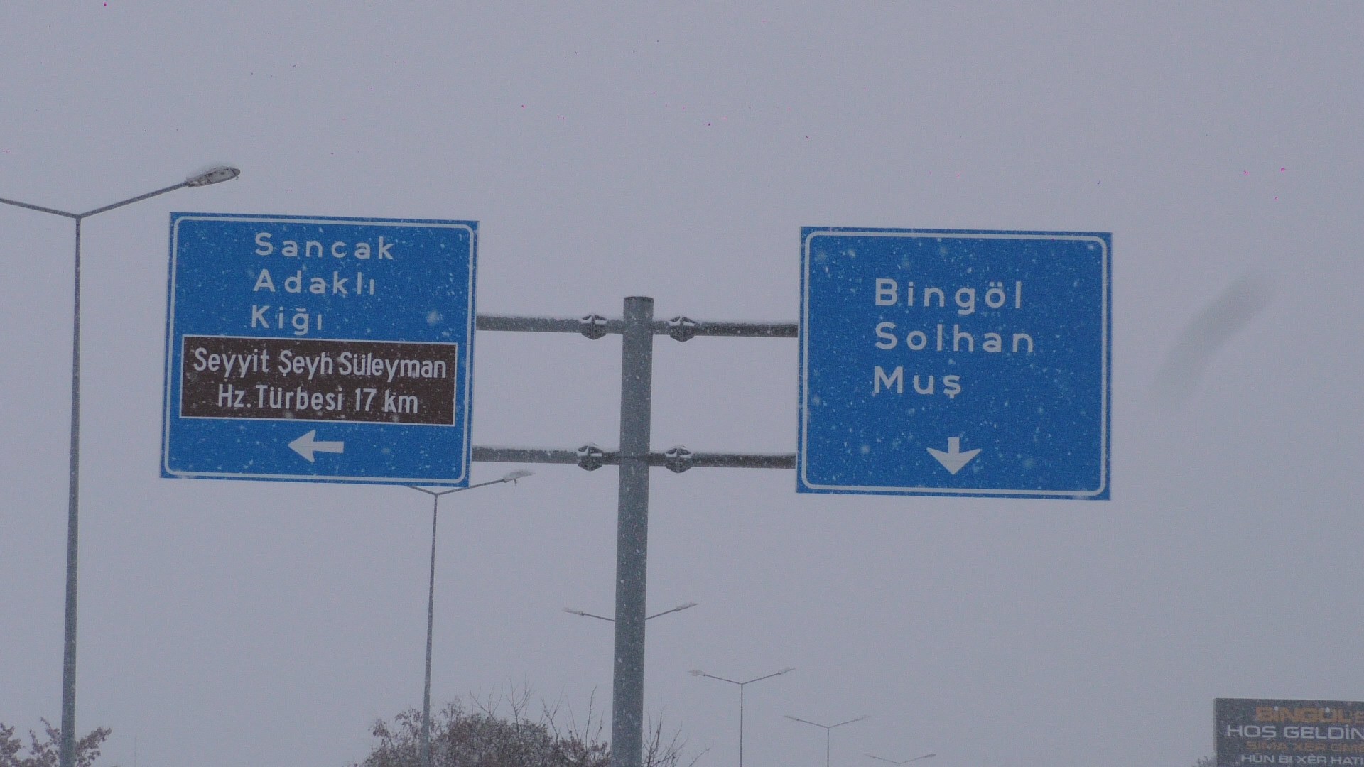 Bingöl’de 100 köy yolu ulaşıma kapandı