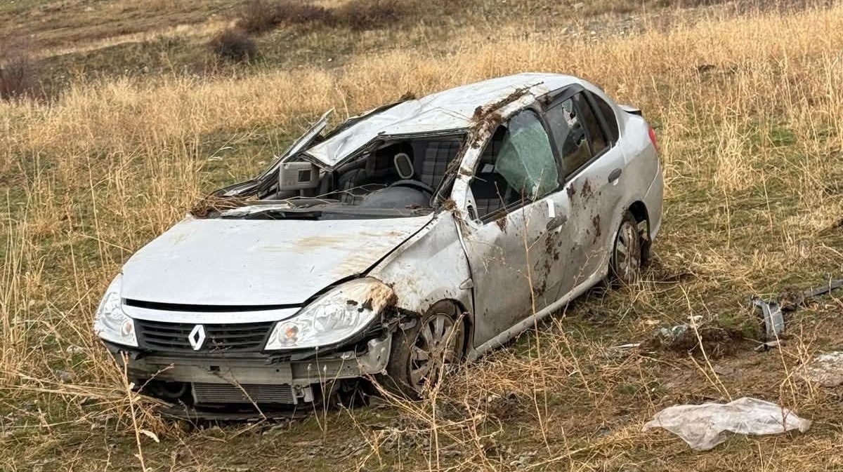 Trafik Kazası: Aynı Aileden 3 Kişi Yaralandı