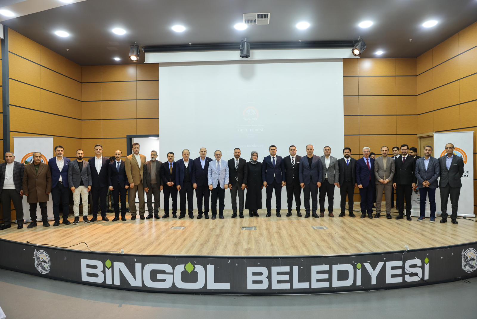 TAVZDER 25. Yıl Özel Bingöl Başarı Ödülleri Sahiplerini Buldu