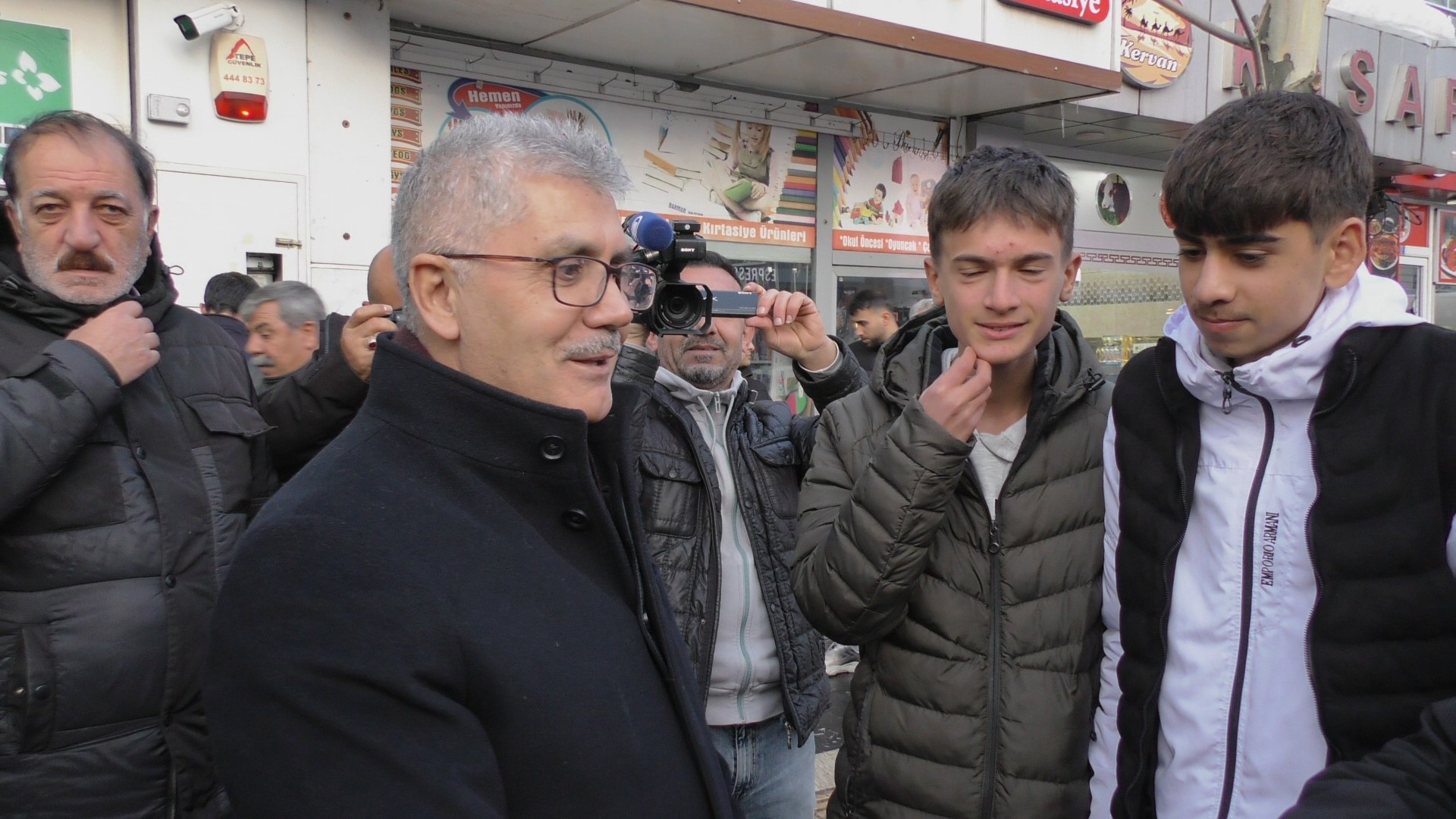 Bingöl Valisi Cahit Çelik’ten Genç Caddesi’ne Ziyaret
