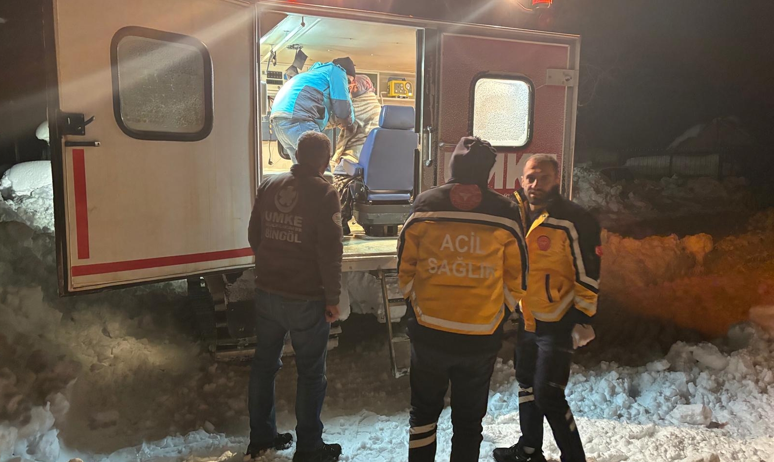 Hastaya Paletli Ambulansla Ulaştılar