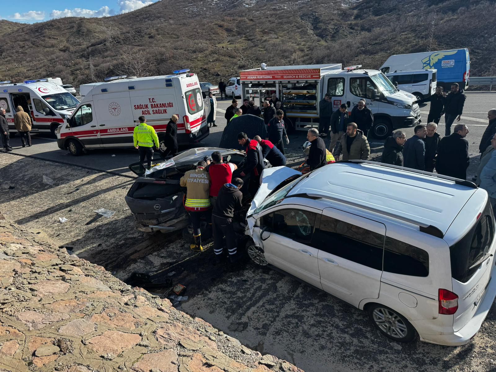 Bingöl’de Feci Kaza: 2 Ölü, 2 Yaralı
