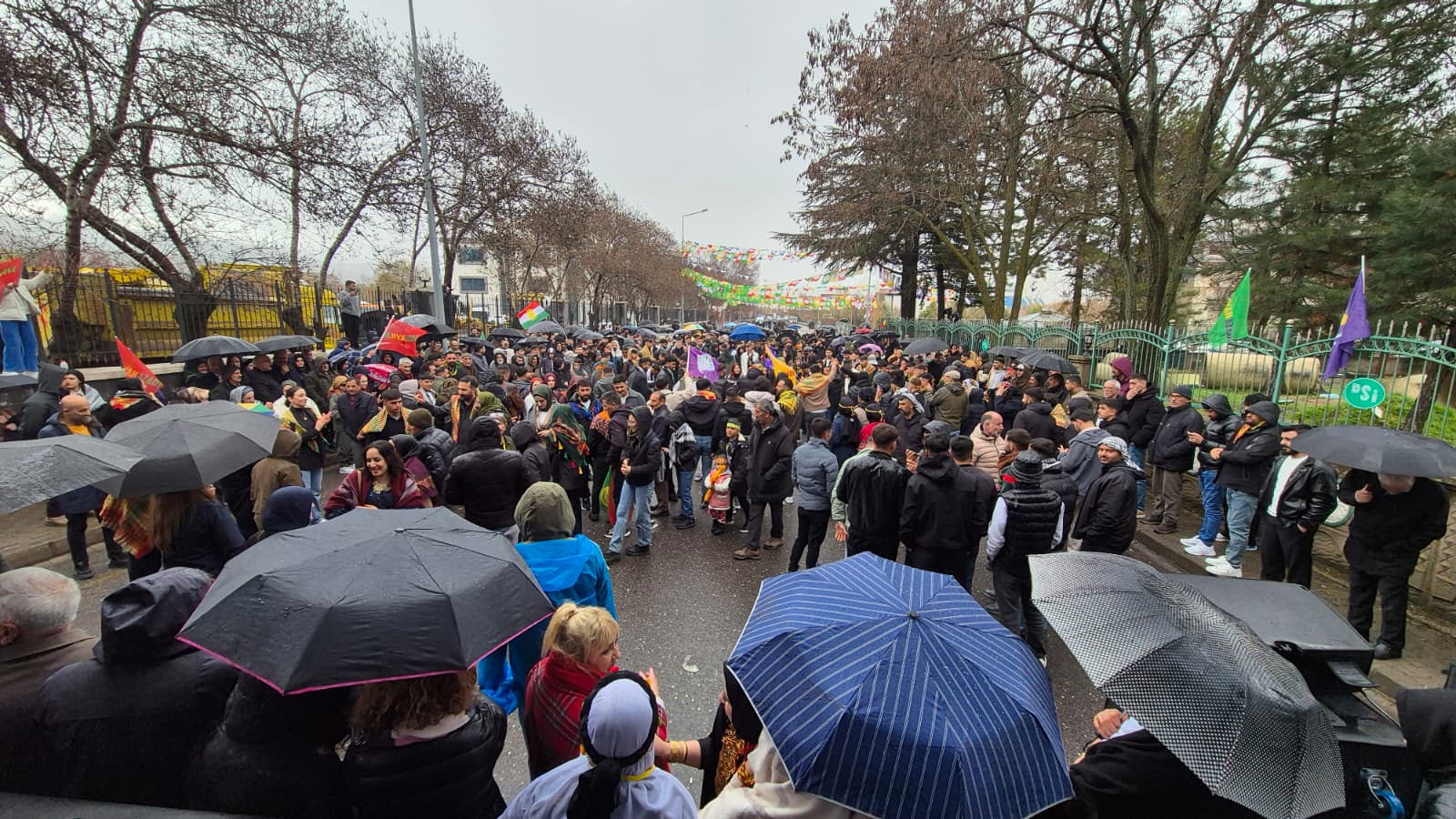 Bingöl’de sağanak yağışa rağmen Nevruz coşkusu