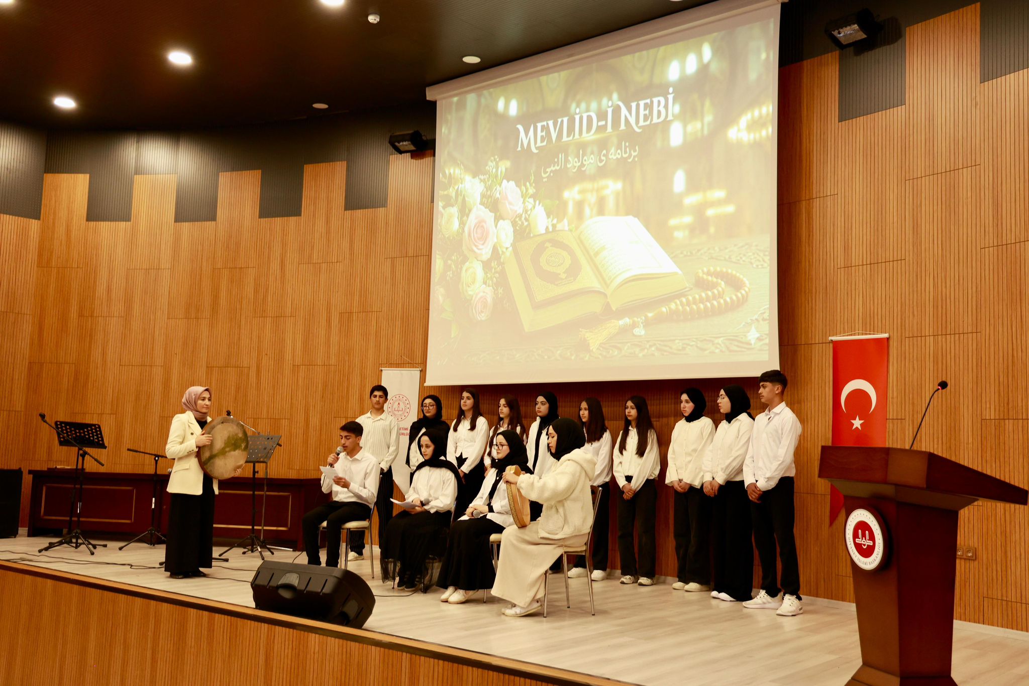 Mevlid-i Şerif Türkçe, Kürtçe, Zazaca Okundu