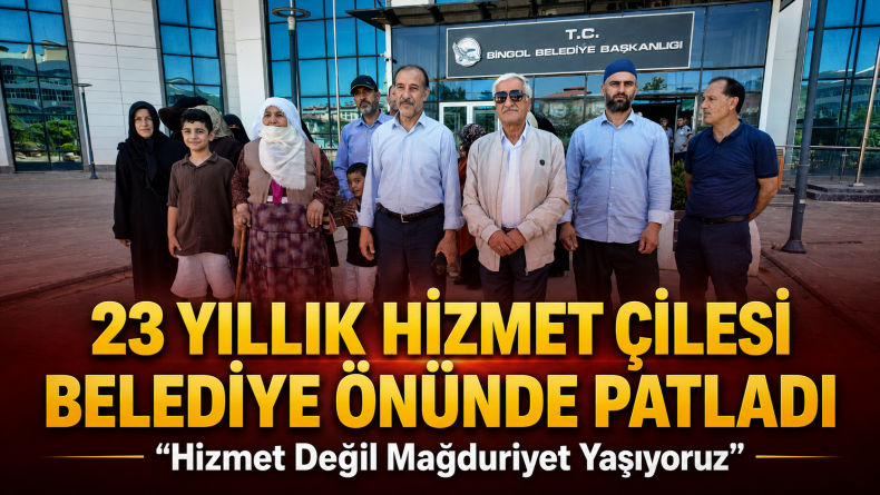 23 Yıllık Hizmet Çilesi Belediye Önünde Patladı