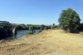 Murat Nehri Sahil Düzenlemesinde İlk Kazma Vuruldu