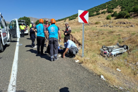 Hafif Ticari Araç Şarampole Devrildi