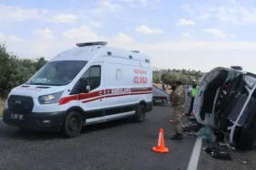 Lice’de Minibüs Devrildi: 5 Ölü, 11 Yaralı