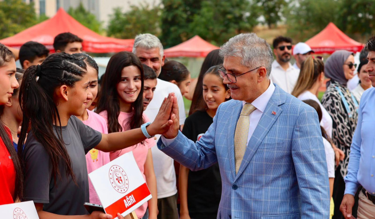 Bingöl’de Analig Atletizm Müsabakaları Başladı