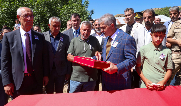 Görev Başında Hayatını Kaybetti