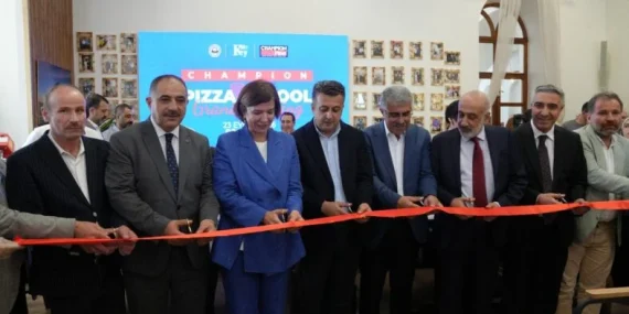 Diyarbakır’da Yöresel Ürünler Pizzayla Buluştu