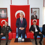 HSlGLDjXoAApm6v