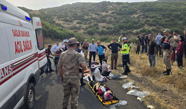 Bingöl’de Trafik Kazası: 10 Yaralı