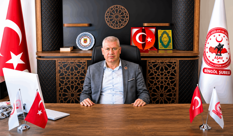 AŞAV Bingöl Şubesi’nden 100 öğrenciye kırtasiye desteği
