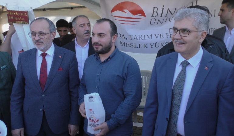 Bingöl’de 9’uncu Bal Yarışması ve Bal Şenliği düzenlendi