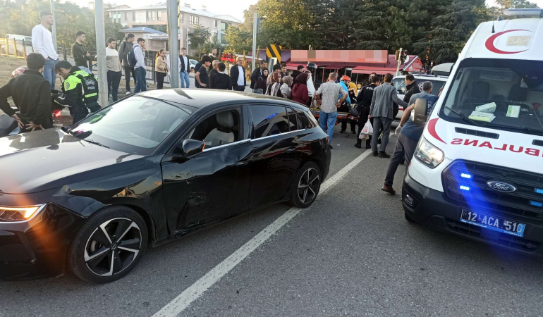 Bingöl’de İki Araç Çarpıştı: 1 Yaralı
