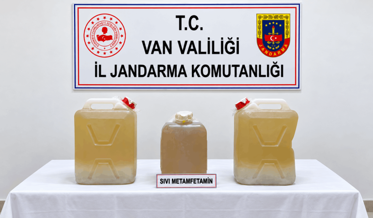 Van’da 34 Kilo Sıvı Metamfetamin Ele Geçirildi
