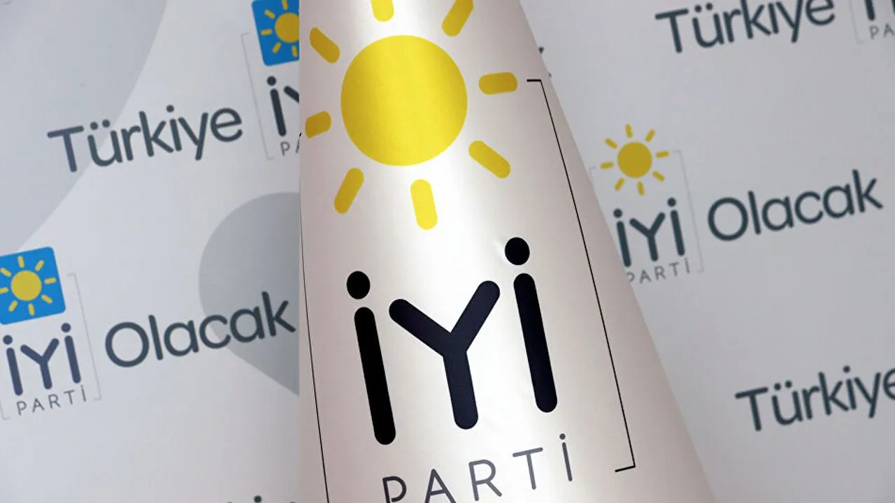 iyi-parti-2B95_cover.jpg