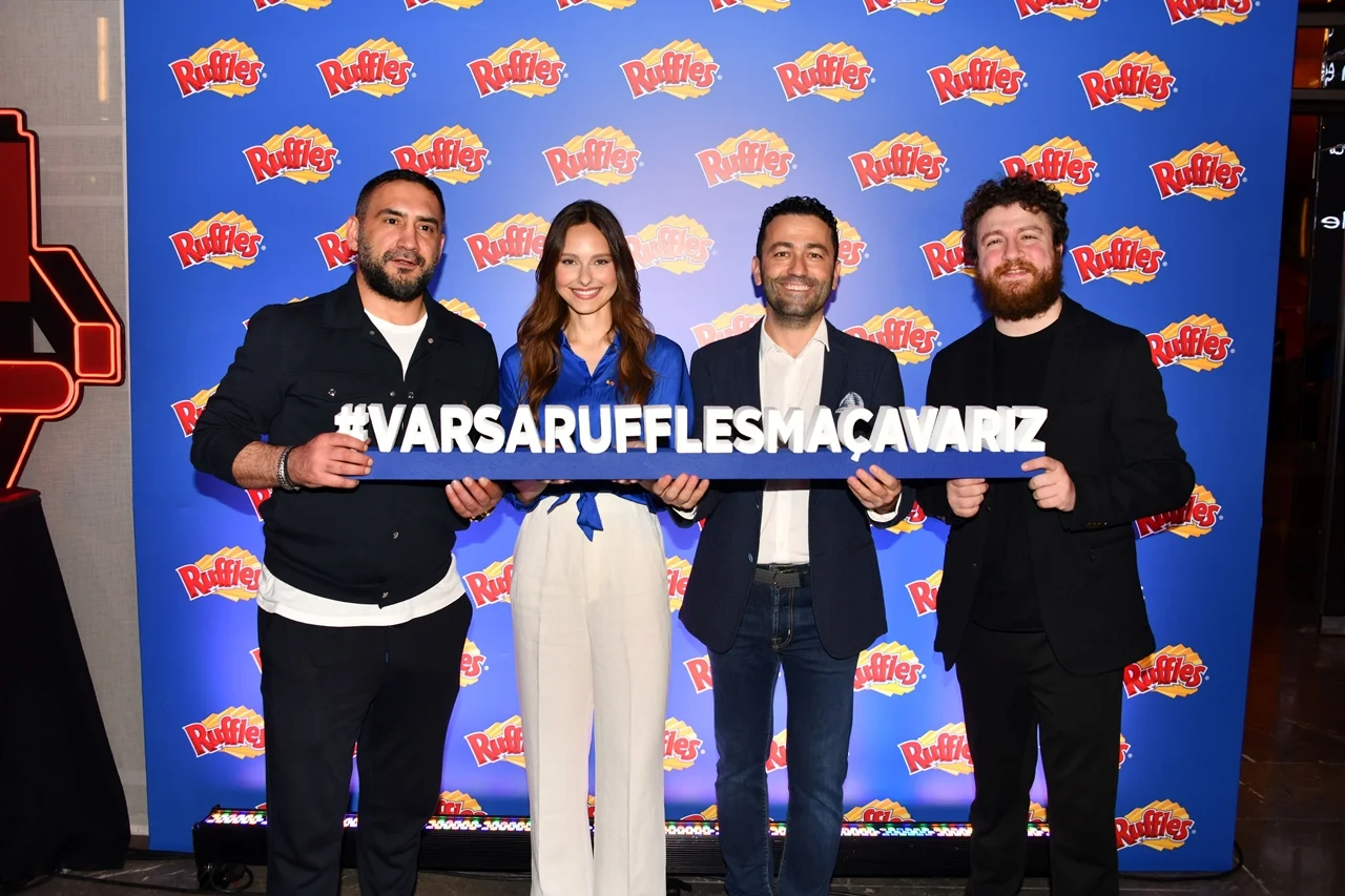 1715236335_mit_Karan___Jessica_May___Seren___ank__r_____U__ur_Karakulluk__u
