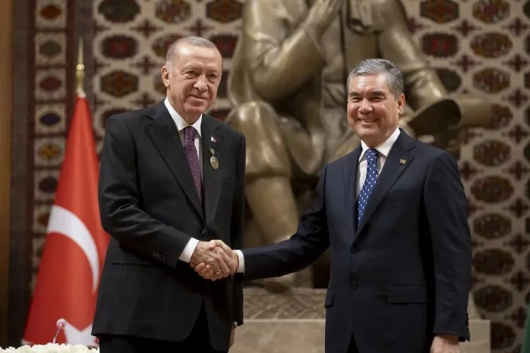 cumhurbaskani-erdogan-berdimuhammedov-ile-gorustu-1719664480-196-x750