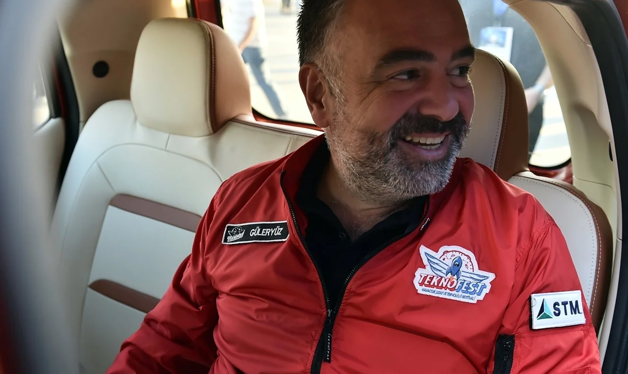 TEKNOFEST ’te Türkiye’nin İlk Yüzde 100 Yerli Elektrikli Aracı Tanıtıldı