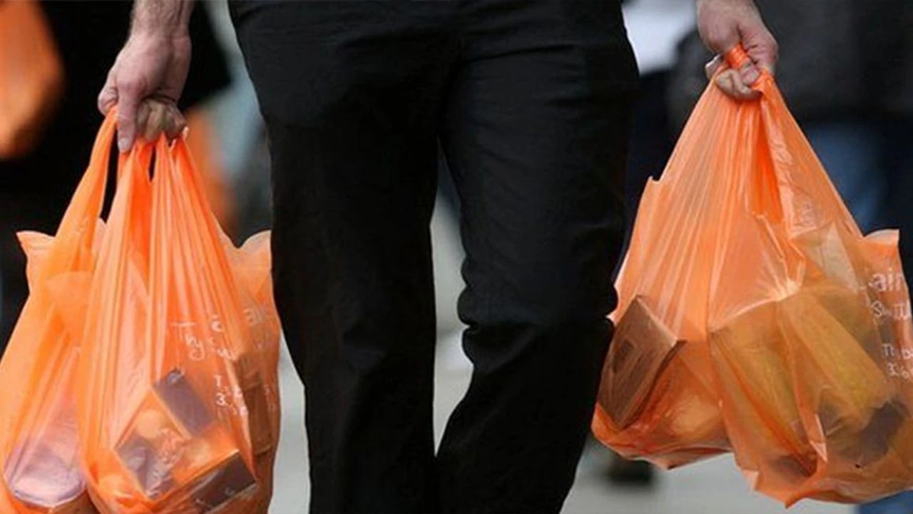 Plastik Poşetlere Zam Geliyor: 2025’te Yeni Dönem Başlıyor!
