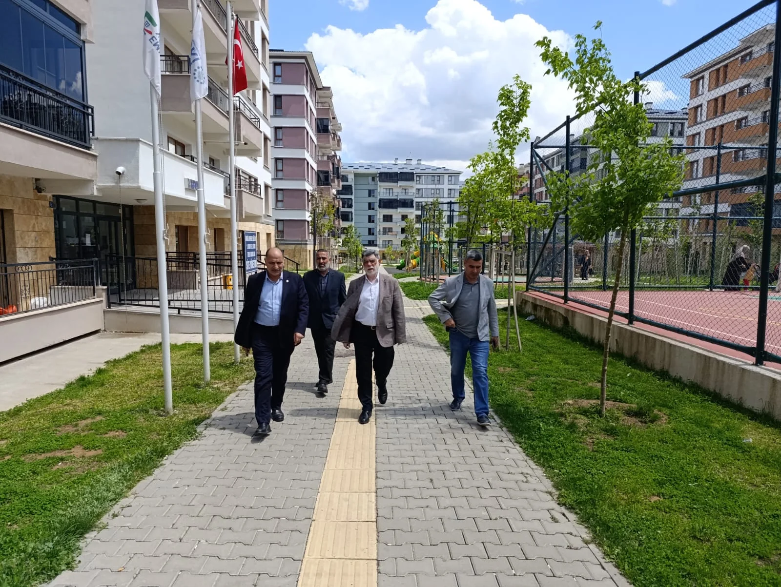 e2ce843b-58c0-4e91-877b-dc25681c5ff5