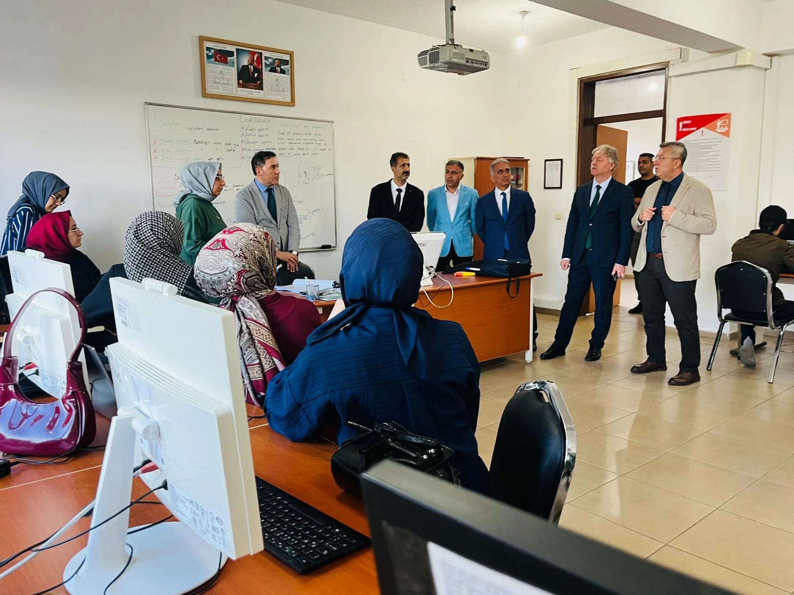 13103735_whatsappimage20250512at21.27.00