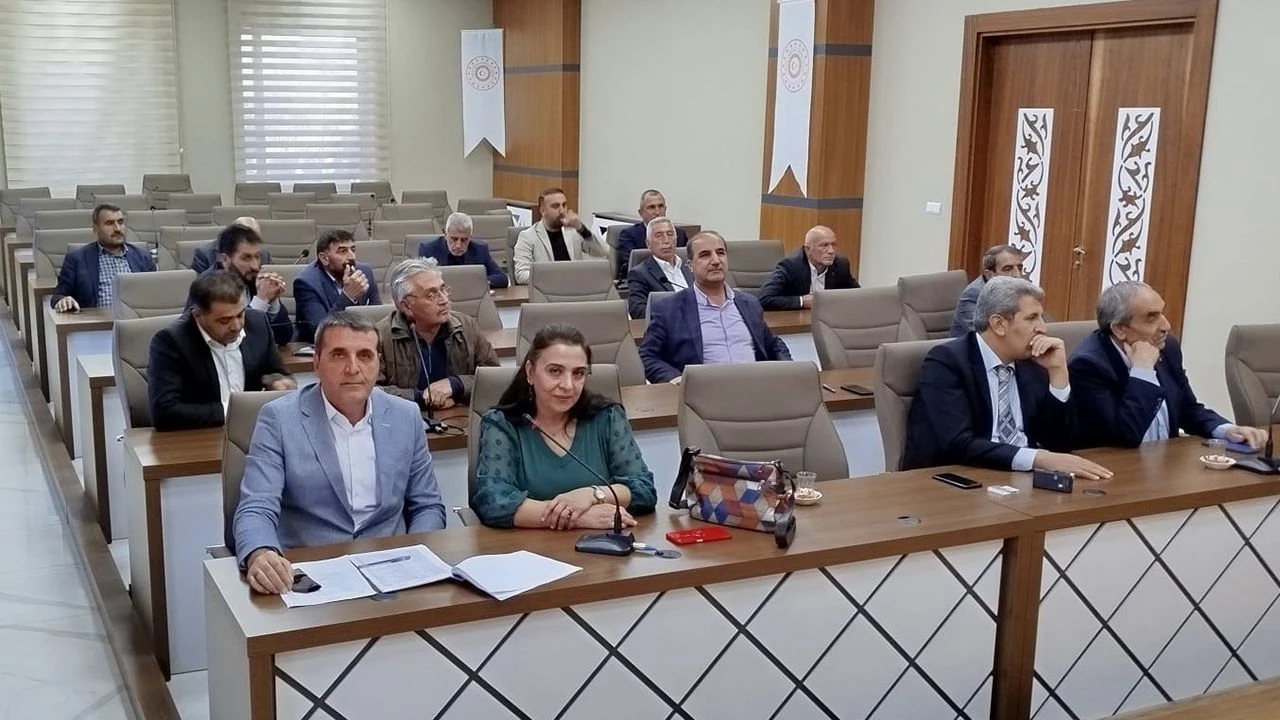 DEM Parti, Köylerin Sorunları İçin 42 Önerge Sundu