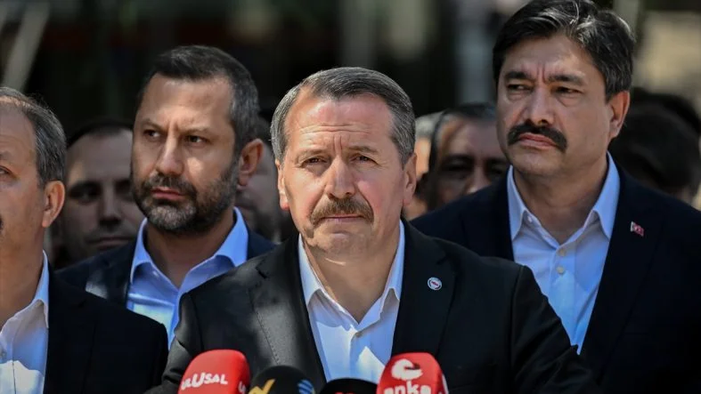 Memur-Sen: “Yarınki Teklif Müzakere Edilebilir Olmalı, Pazartesi İş Bırakıyoruz”